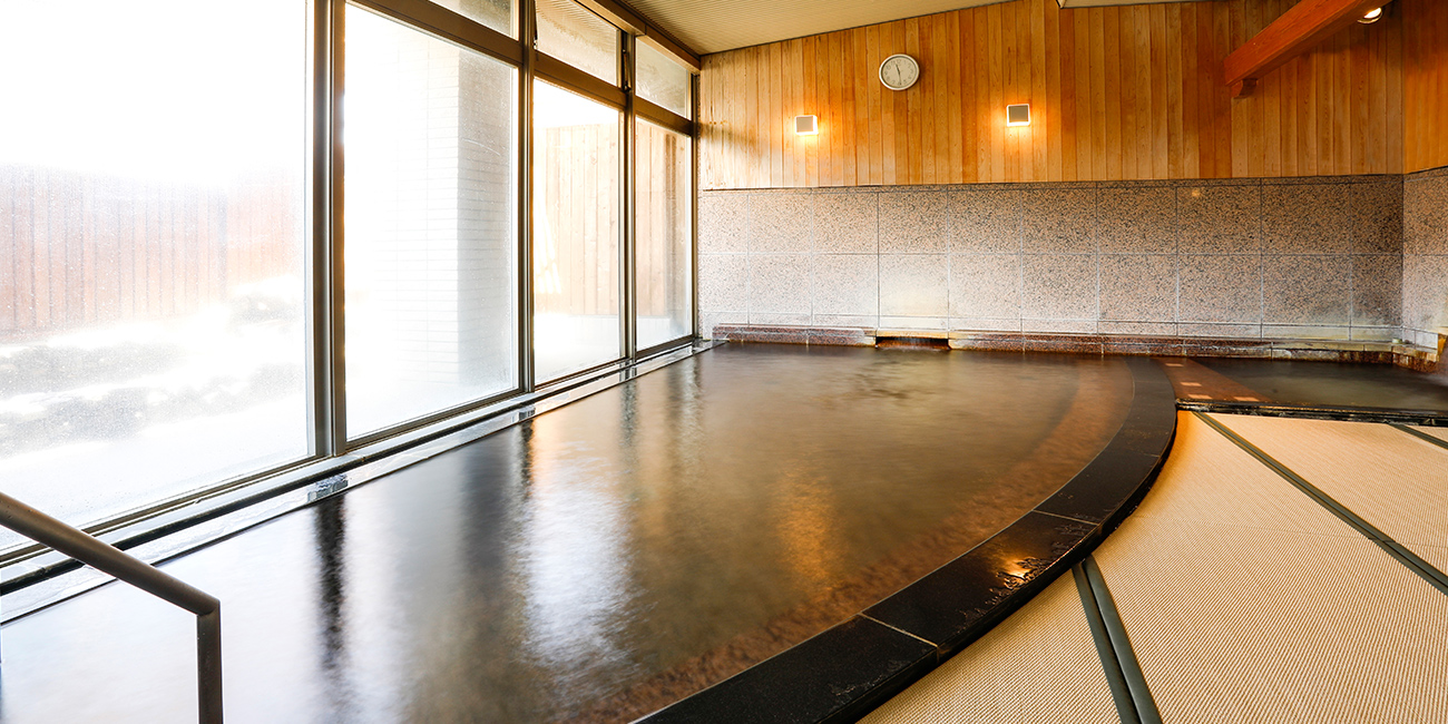 畳敷きの大浴場 イメージ